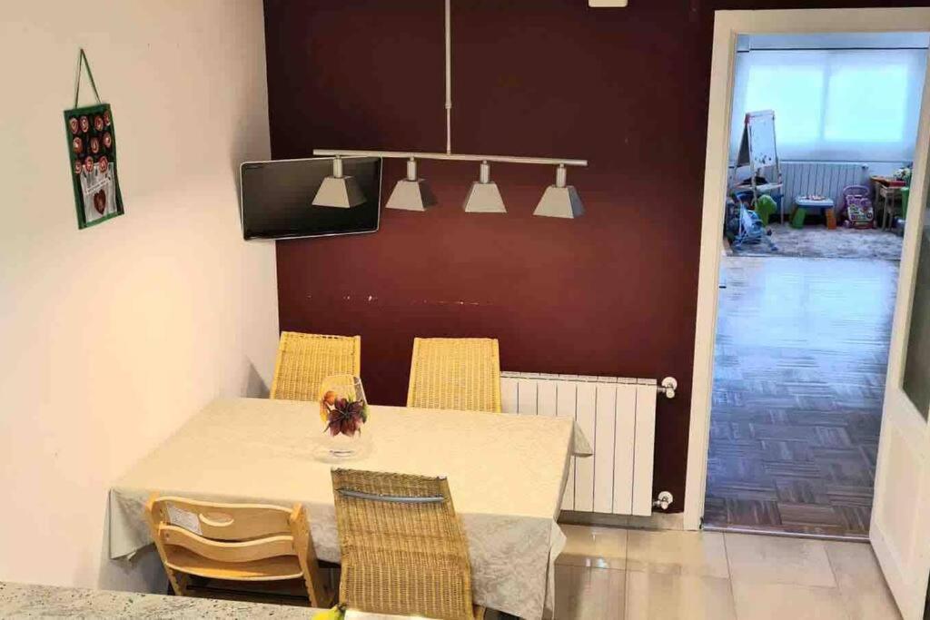 Piso Amplio En El Centro ¡Ofertas Para Familias! Apartment Valencia Luaran gambar